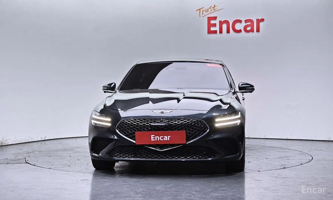 Фото 3 - Genesis G70