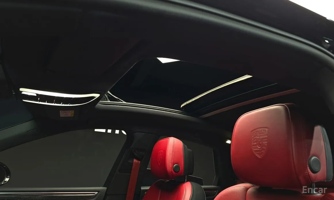 Фото 17 - Porsche Macan