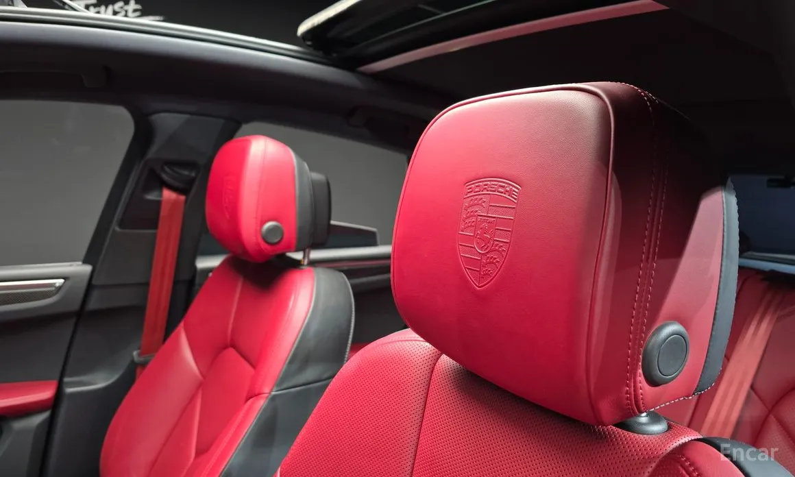 Фото 19 - Porsche Macan