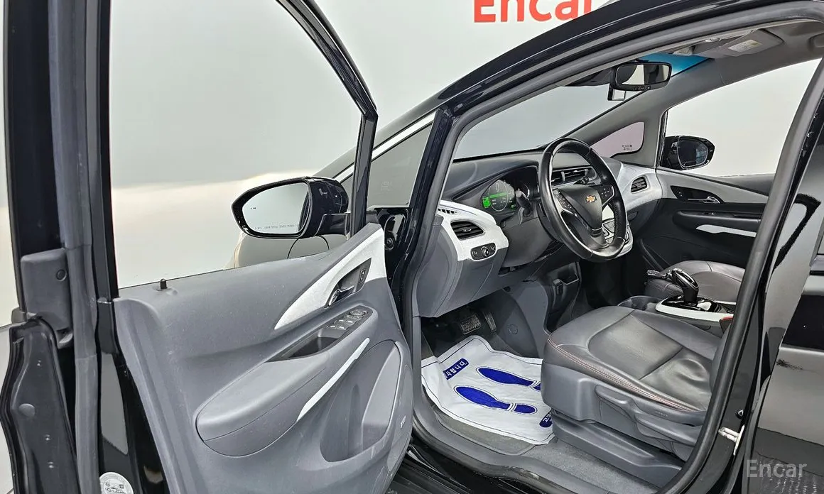 Фото 10 - Chevrolet Bolt EV