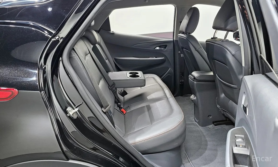 Фото 11 - Chevrolet Bolt EV