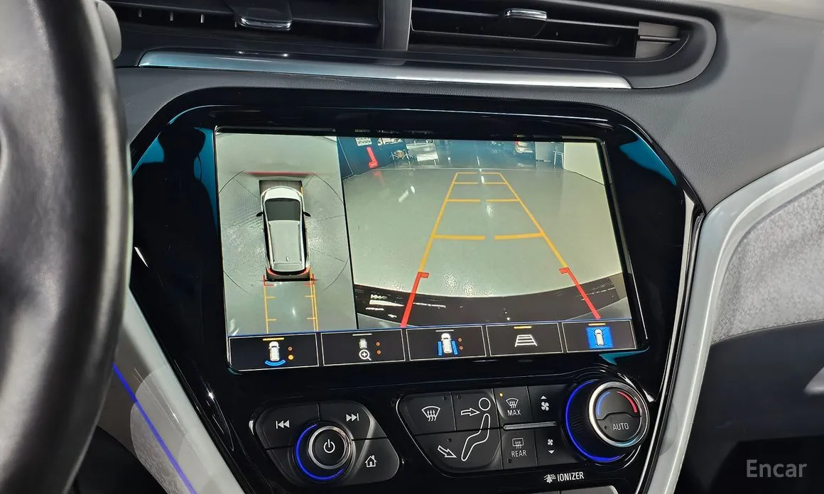 Фото 17 - Chevrolet Bolt EV