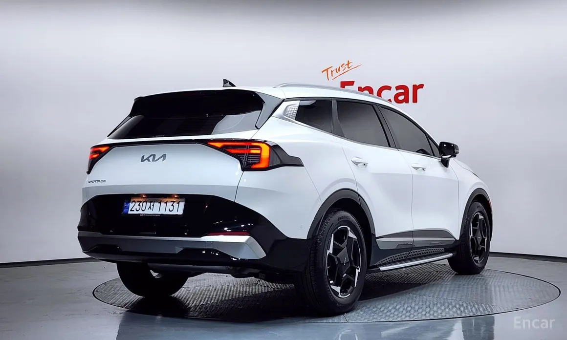 Фото 2 - Kia Sportage