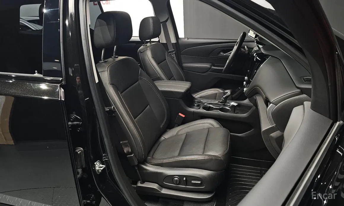 Фото 10 - Chevrolet Traverse