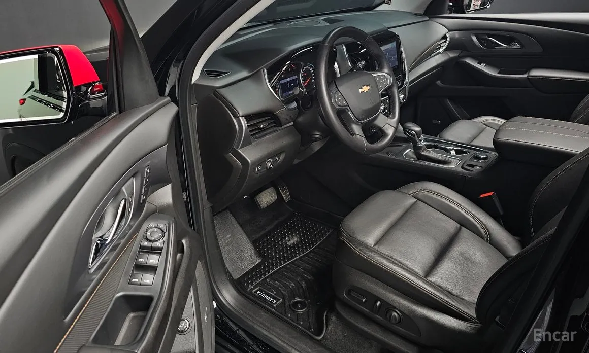 Фото 11 - Chevrolet Traverse