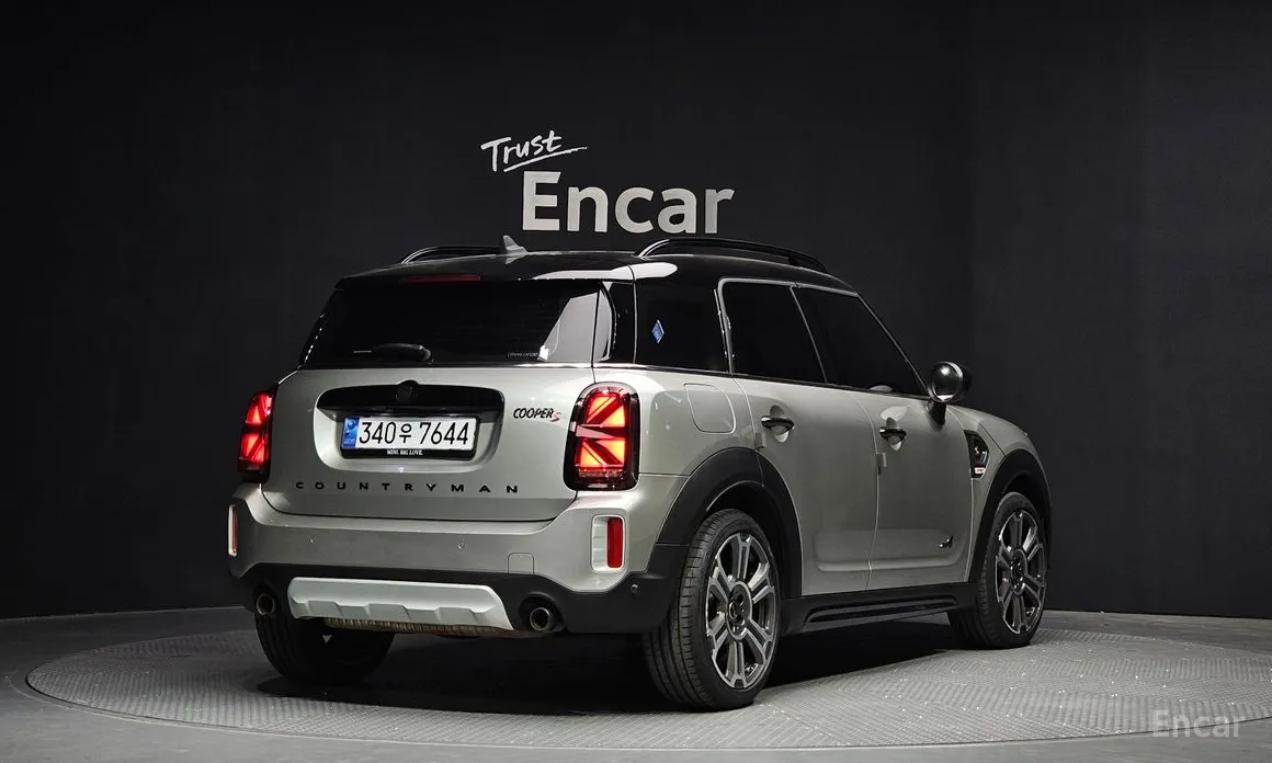 Фото 2 - Mini Countryman