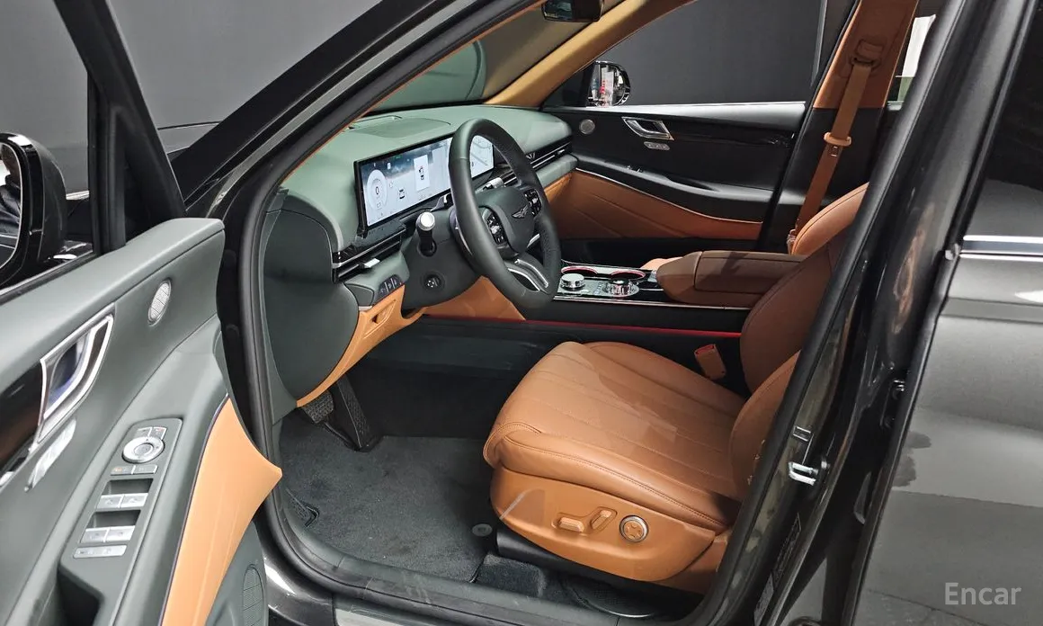 Фото 11 - Genesis GV80