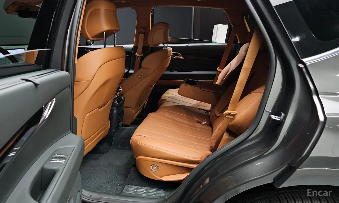 Фото 12 - Genesis GV80