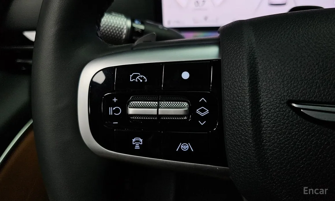 Фото 19 - Genesis GV80