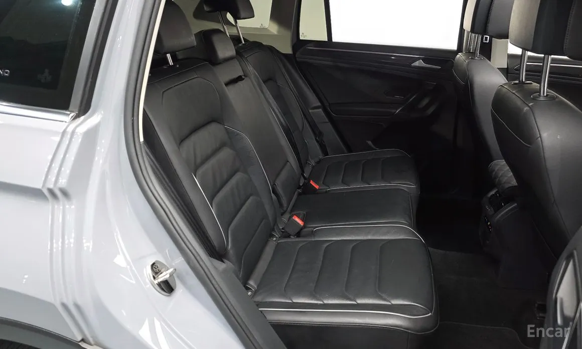 Фото 11 - Volkswagen Tiguan