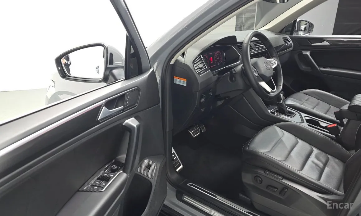 Фото 12 - Volkswagen Tiguan