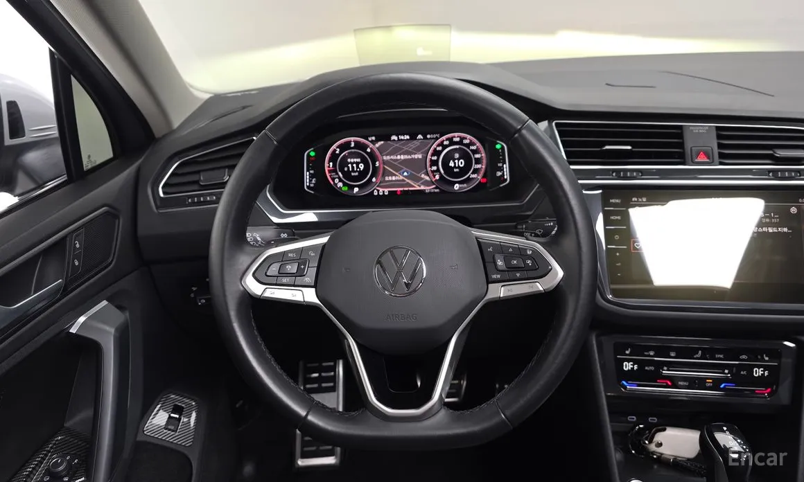 Фото 13 - Volkswagen Tiguan