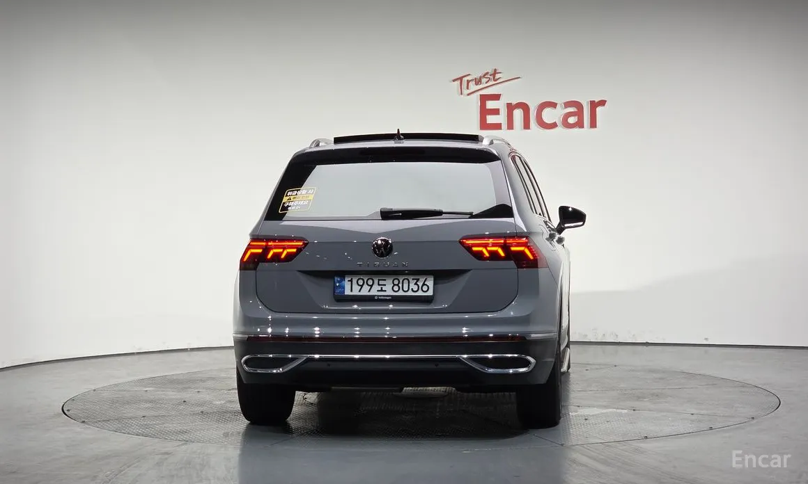 Фото 4 - Volkswagen Tiguan