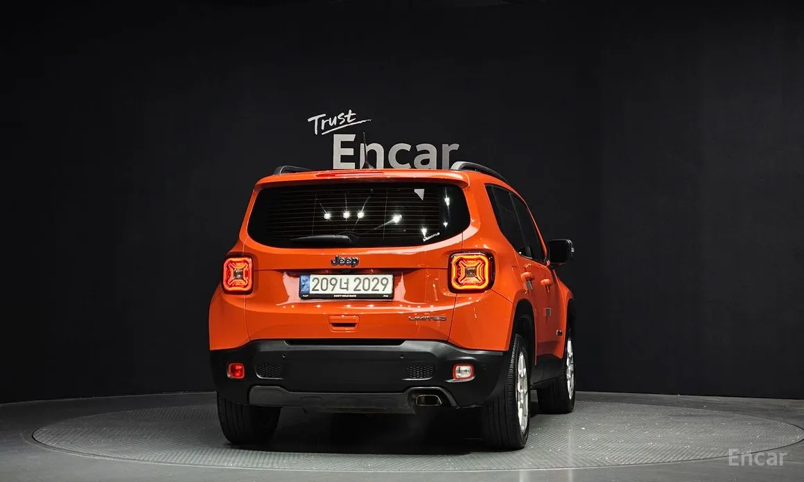 Фото 4 - Jeep Renegade