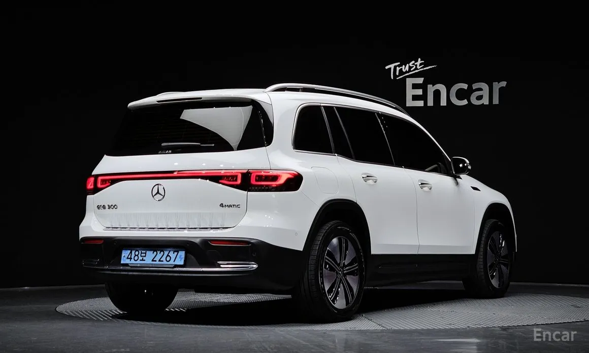 Фото 2 - Mercedes-Benz EQB