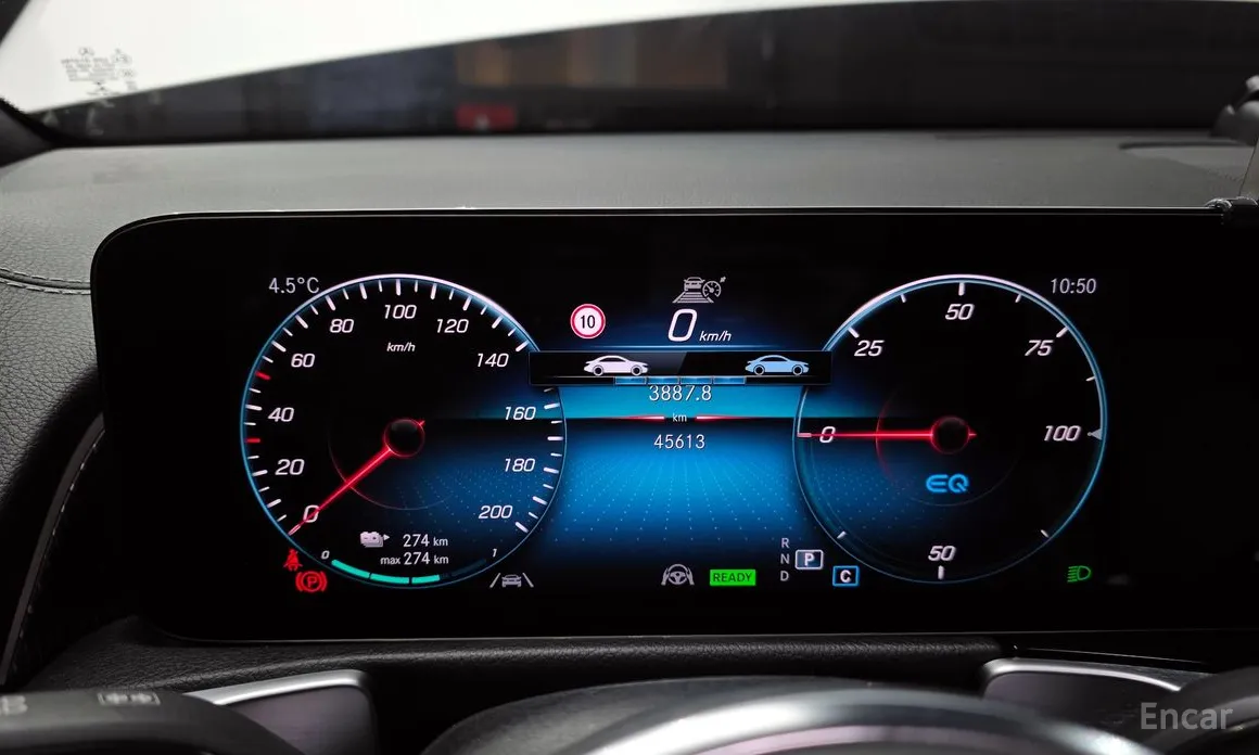 Фото 8 - Mercedes-Benz EQB