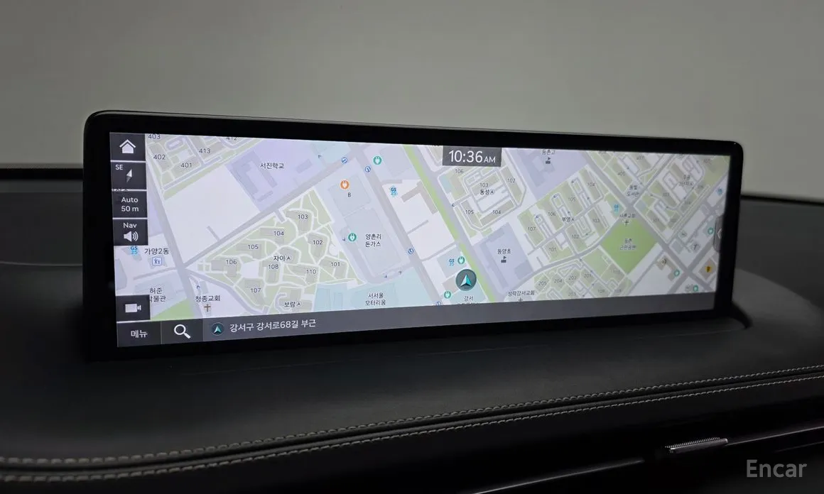 Фото 14 - Genesis GV70