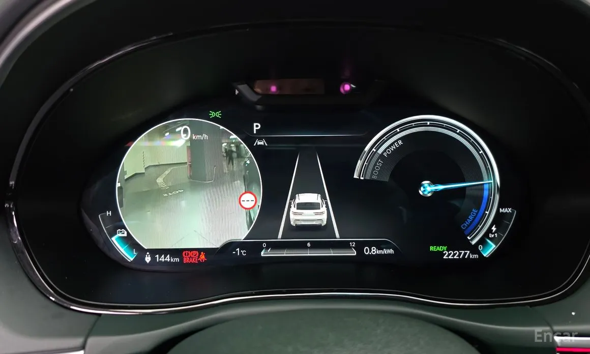 Фото 8 - Genesis GV70