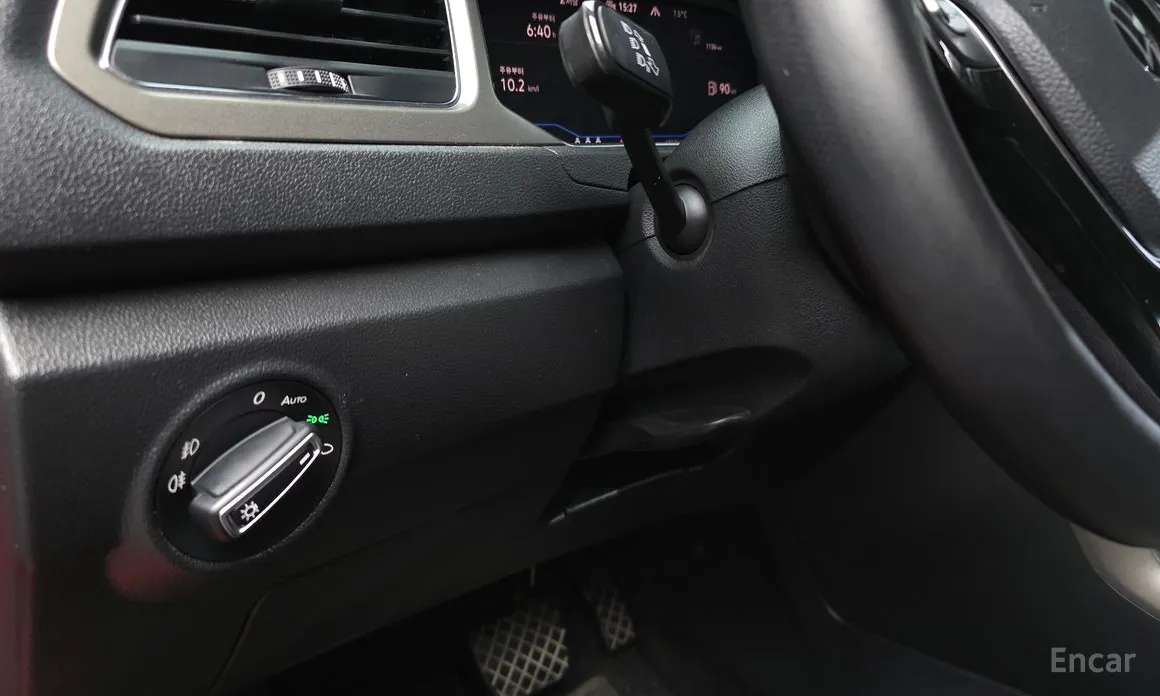 Фото 18 - Volkswagen T-Roc