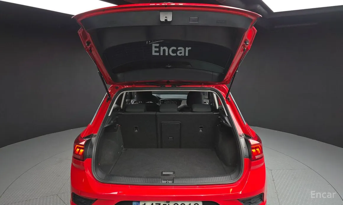 Фото 20 - Volkswagen T-Roc