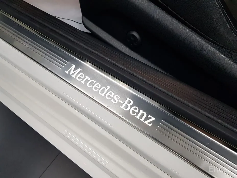 Фото 13 - Mercedes-Benz C-Class