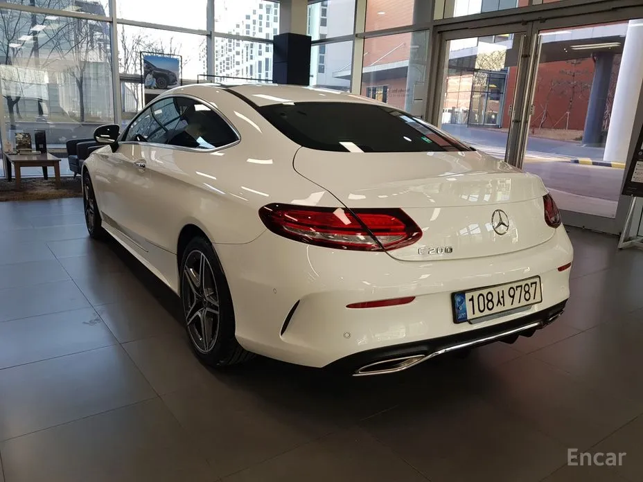 Фото 3 - Mercedes-Benz C-Class