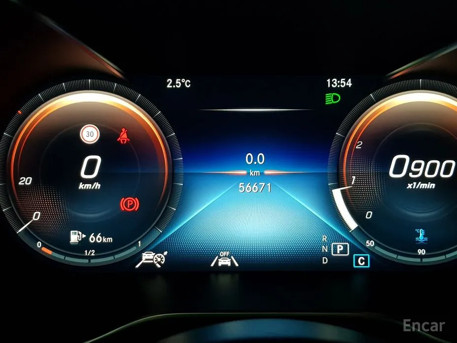 Фото 9 - Mercedes-Benz C-Class