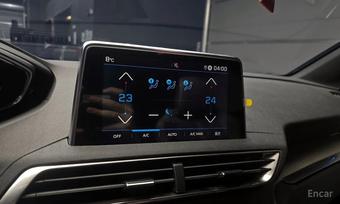 Фото 17 - Peugeot 3008