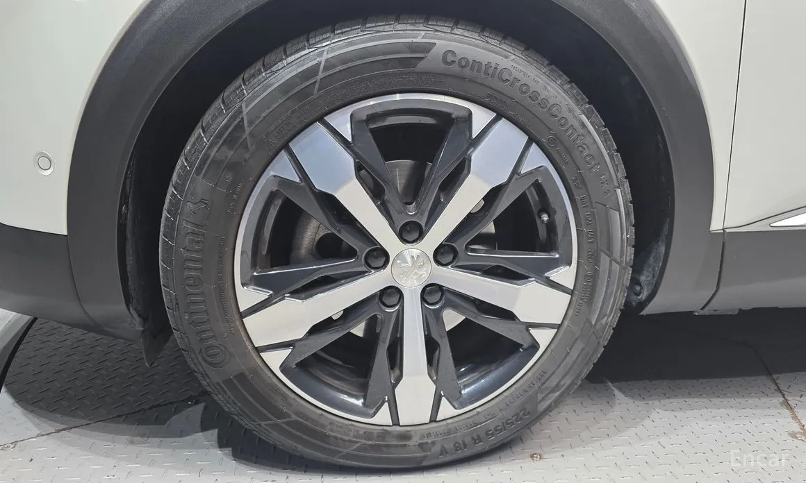 Фото 5 - Peugeot 3008