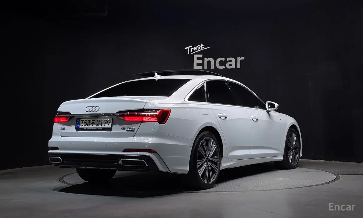 Фото 2 - Audi A6