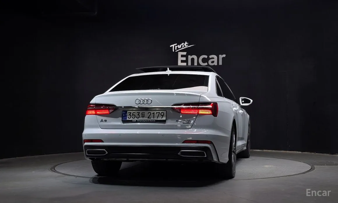 Фото 4 - Audi A6