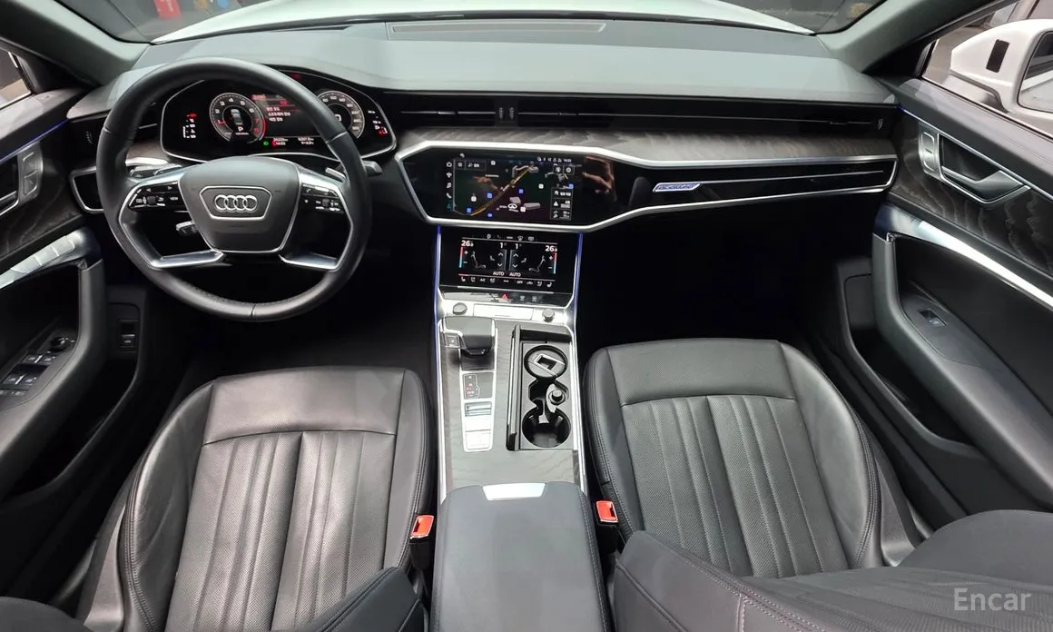 Фото 7 - Audi A6