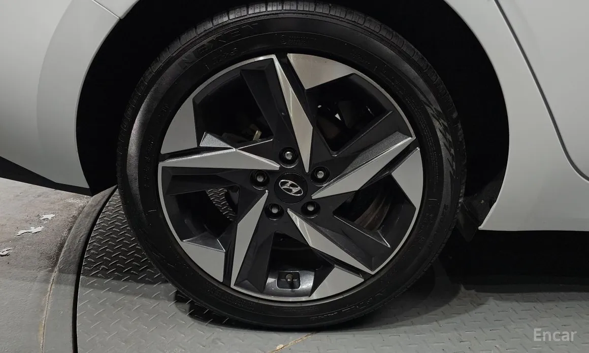 Фото 5 - Hyundai Avante