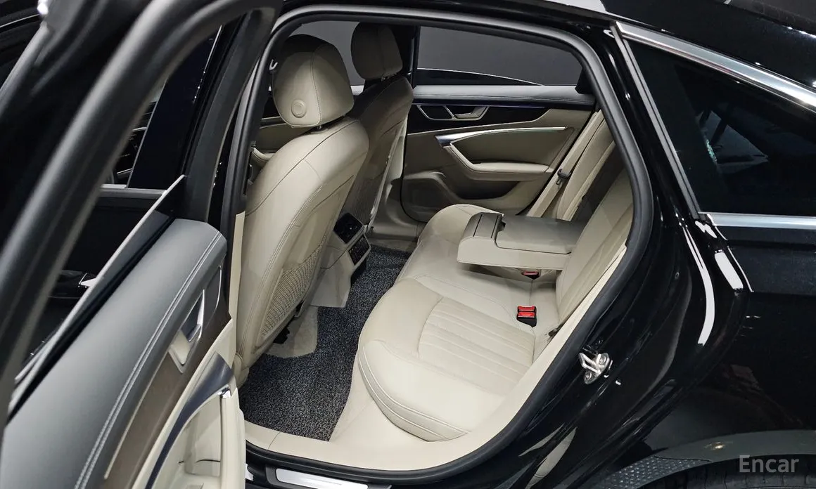 Фото 11 - Audi A6