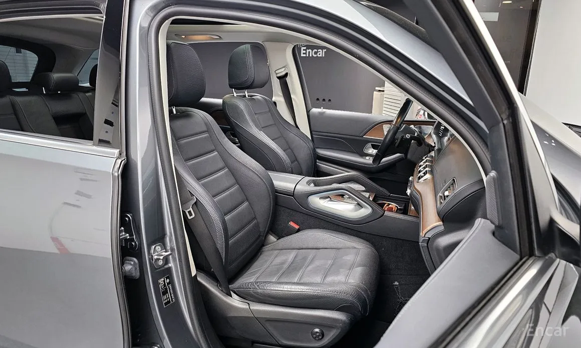 Фото 12 - Mercedes-Benz GLE-Class