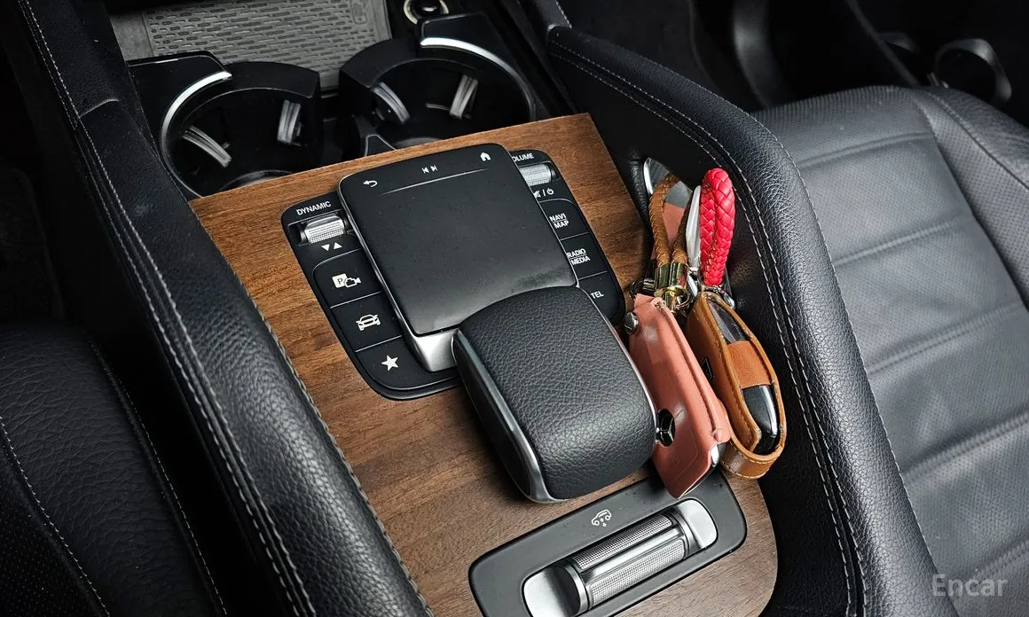 Фото 16 - Mercedes-Benz GLE-Class