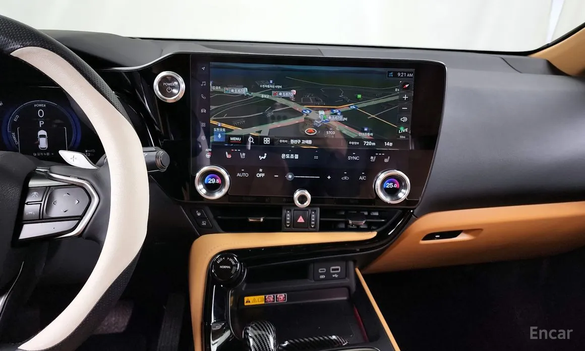 Фото 14 - Lexus NX