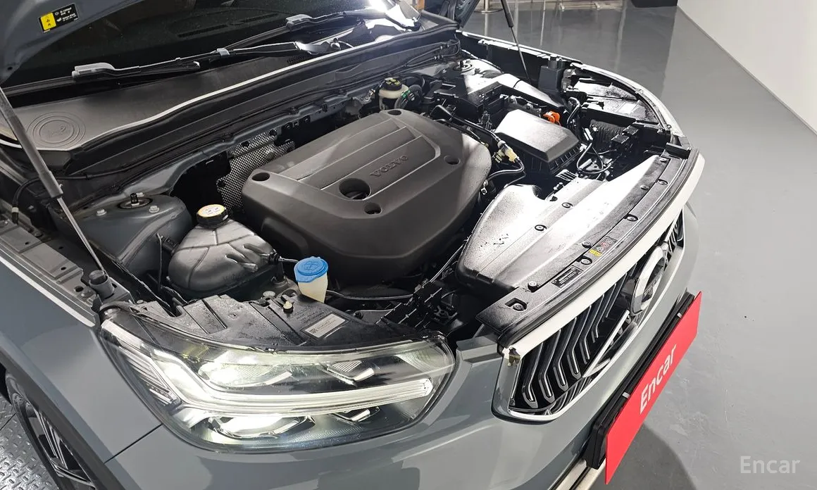 Фото 6 - Volvo XC40