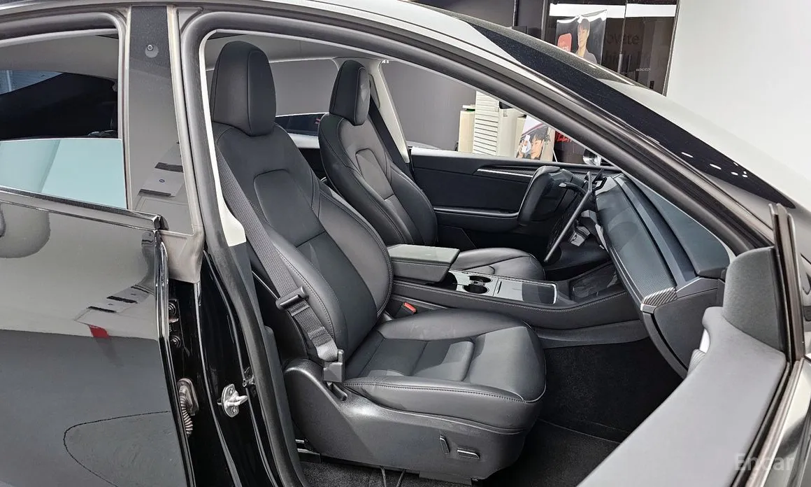 Фото 12 - Tesla Model Y