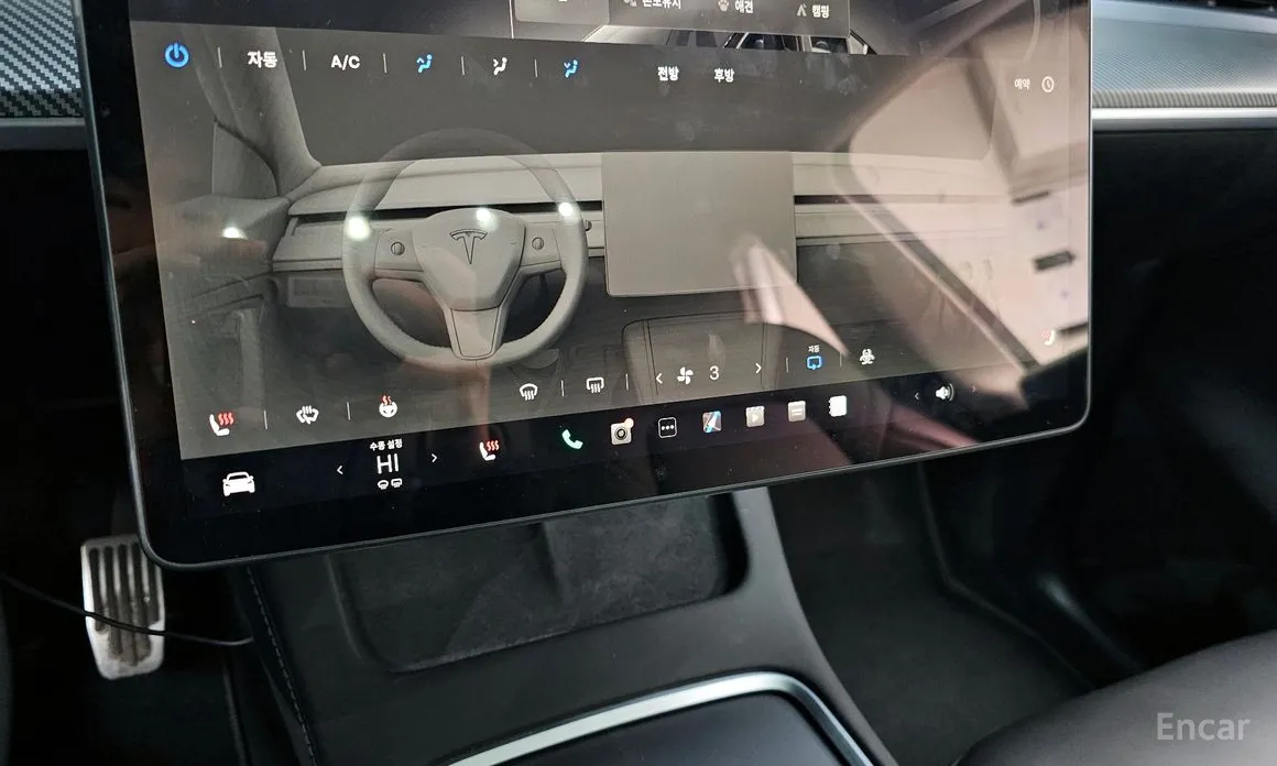 Фото 14 - Tesla Model Y