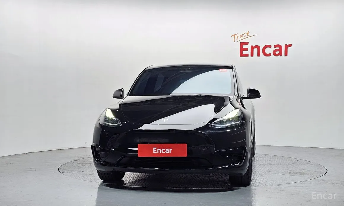 Фото 3 - Tesla Model Y