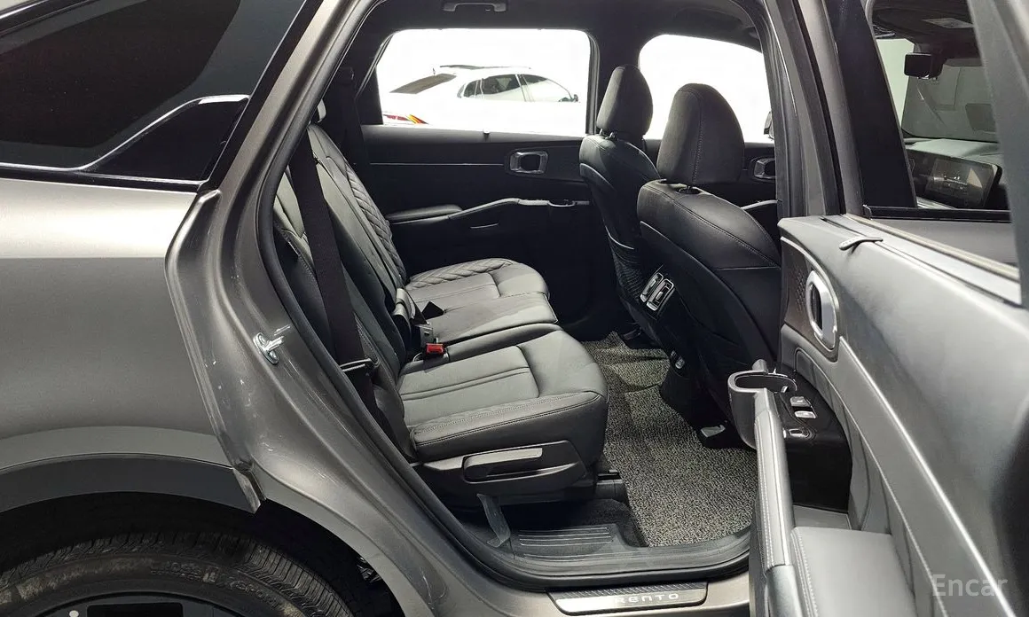 Фото 12 - Kia Sorento