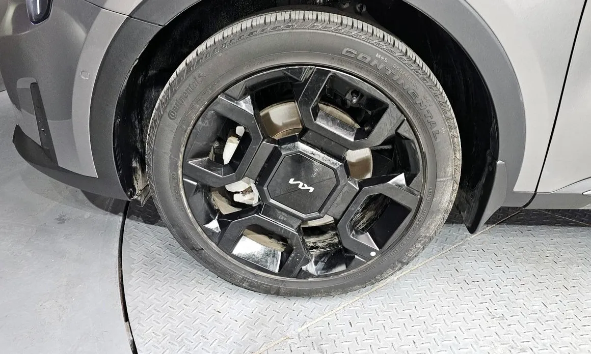 Фото 5 - Kia Sorento