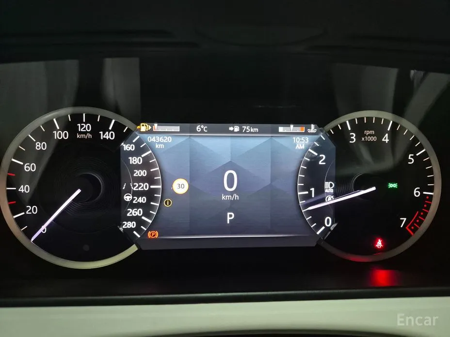 Фото 11 - Land Rover Range Rover Velar