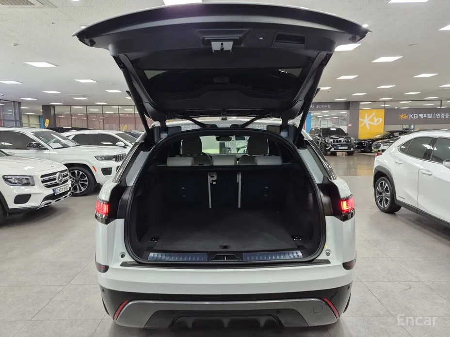 Фото 20 - Land Rover Range Rover Velar