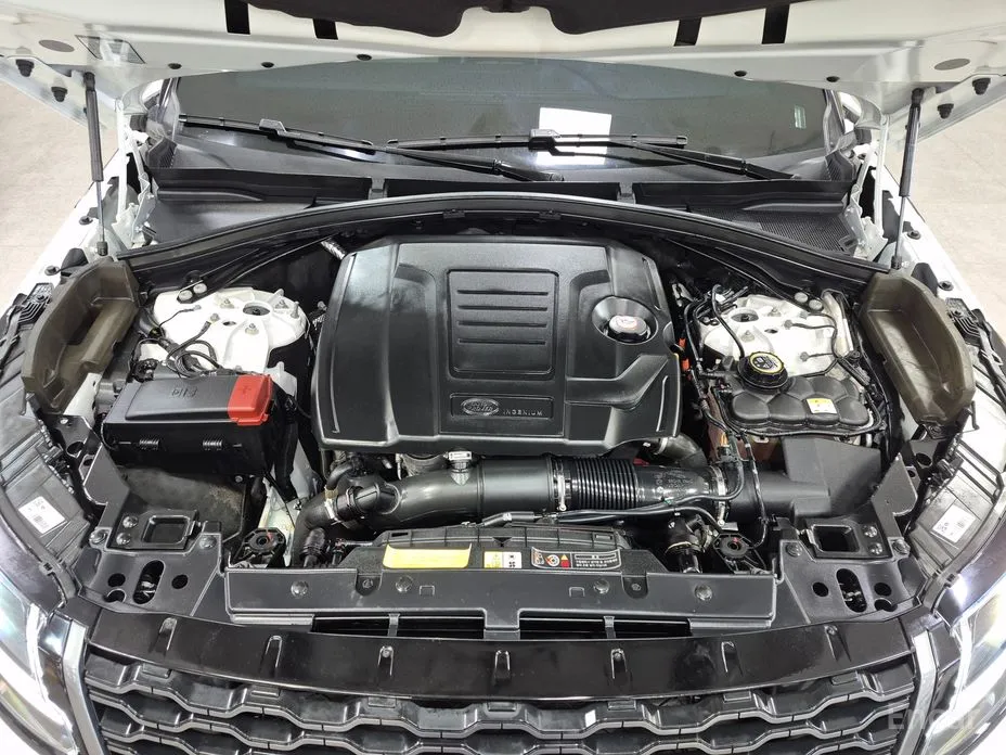 Фото 6 - Land Rover Range Rover Velar