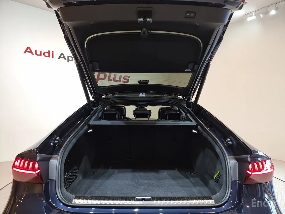 Фото 18 - Audi A7