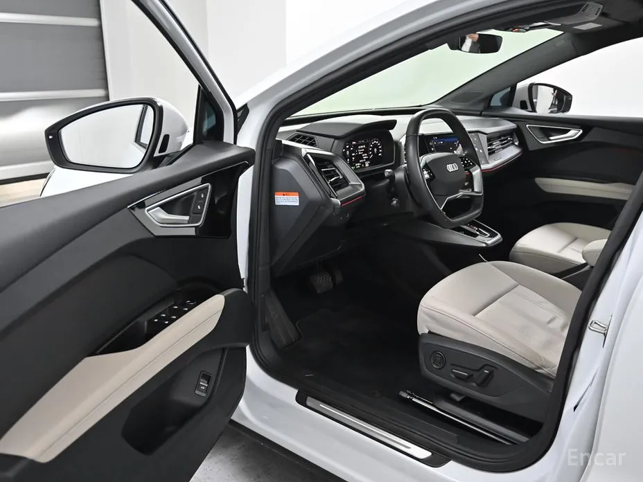 Фото 11 - Audi Q4 e-tron