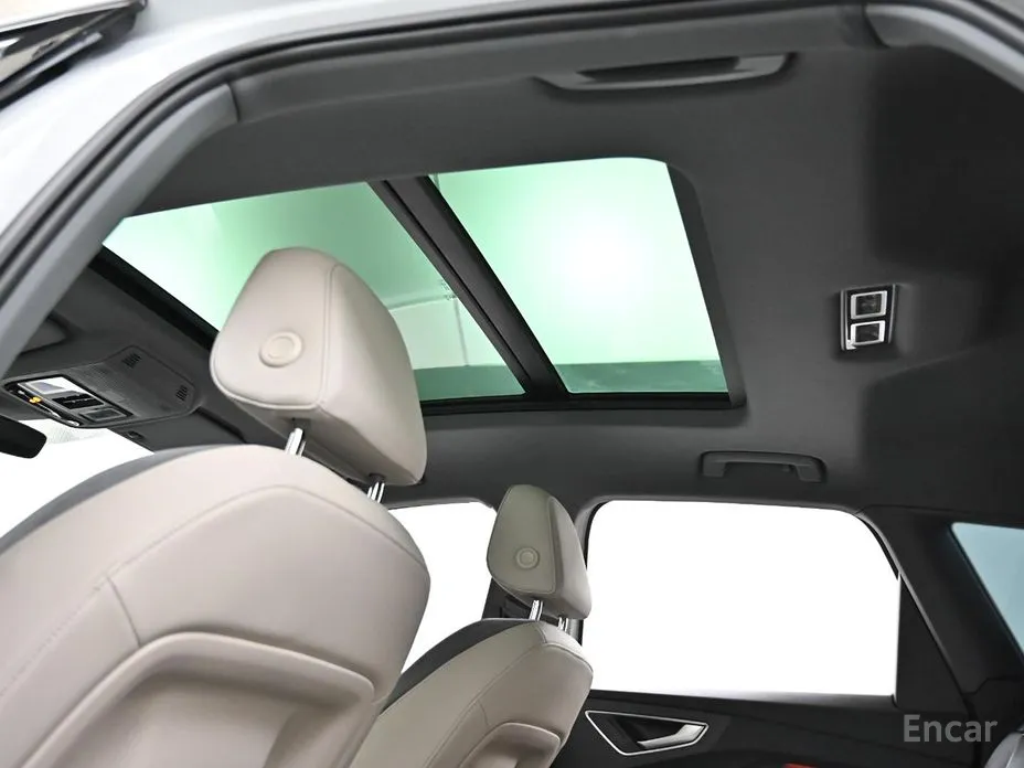 Фото 19 - Audi Q4 e-tron