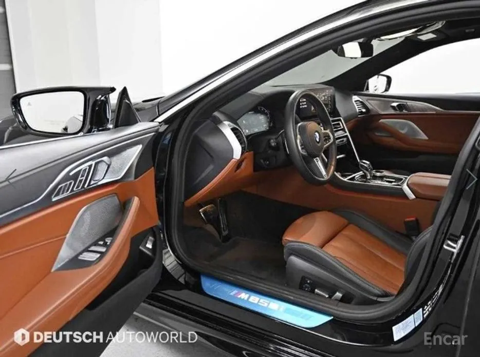 Фото 11 - BMW 8 Series